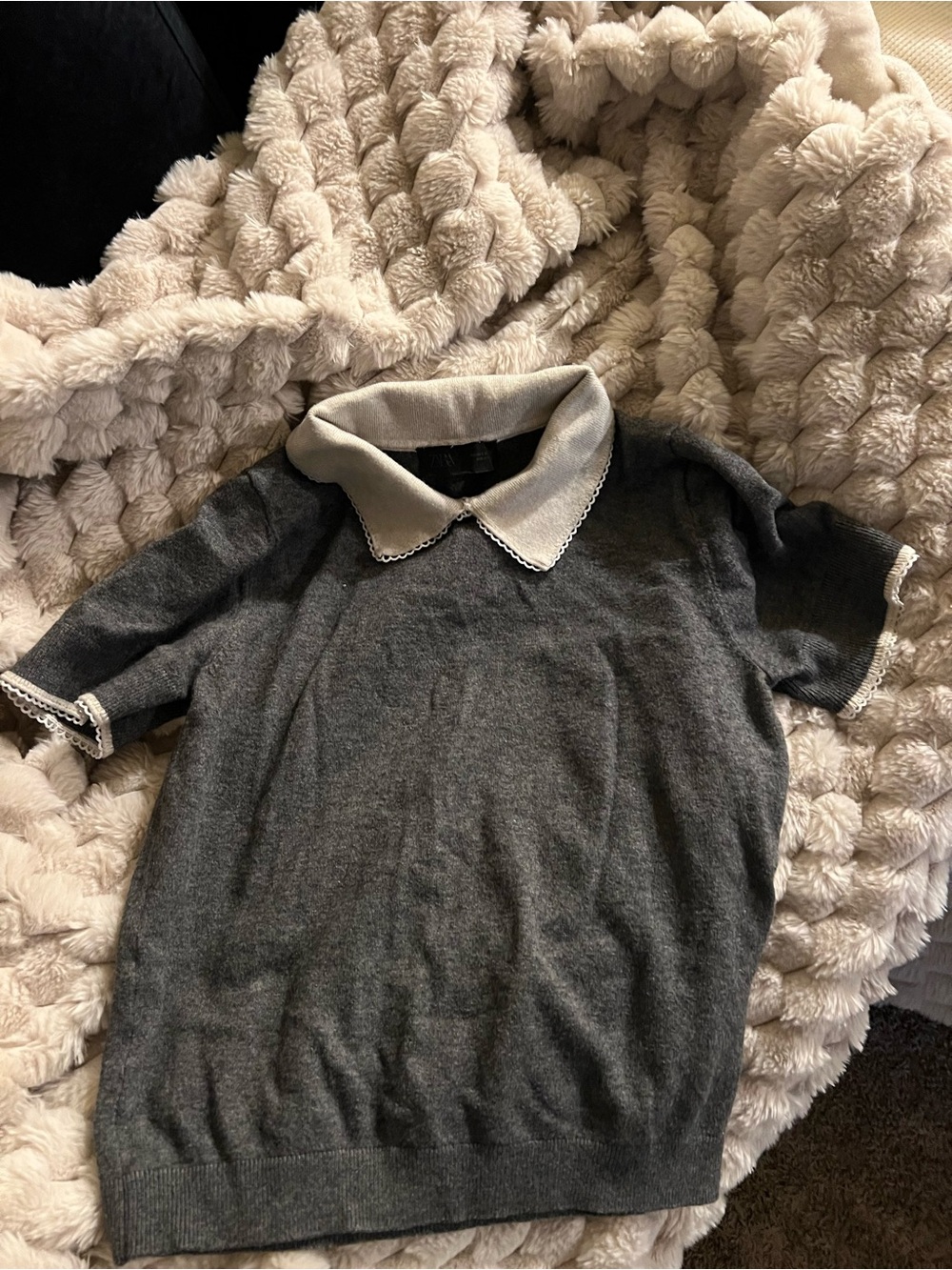Zara Gray Knit Top with Cream Peter Pan Collar